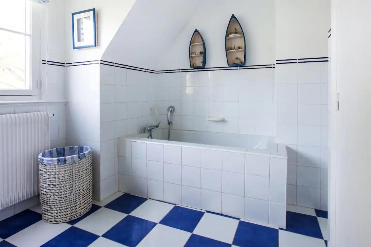Bed and Breakfast Les Glycines Croix Экстерьер фото